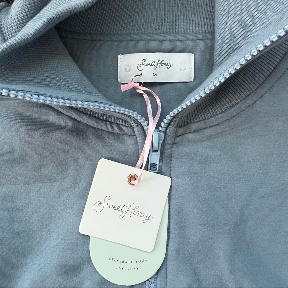NWT SweetHoney Women’s Active Quarter Zip Pullover Size Medium - Picture 3 of 8